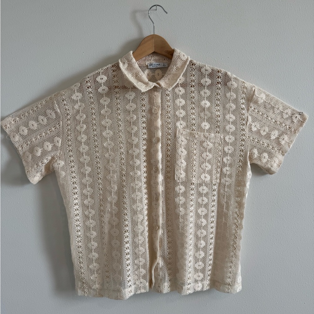 Arizona Jean Company Beige Lace Blouse